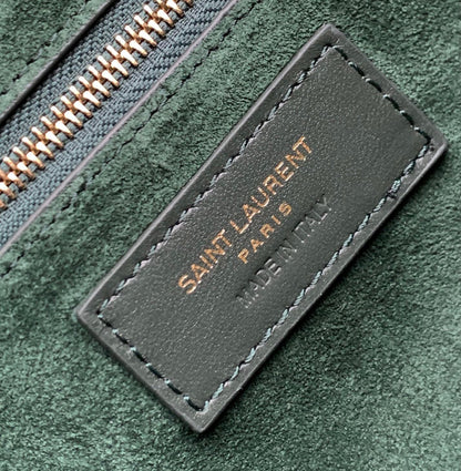 SAINT LAURENT LE 5 À 7 BAG 24 DARK GREEN CALFSKIN
