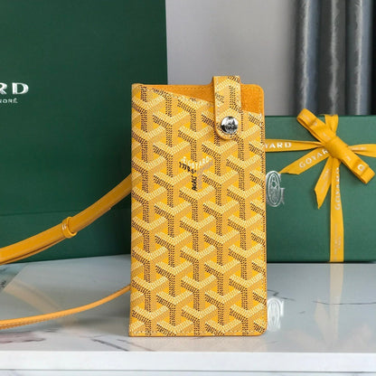 GOYARD MONTMARTRE GM CASE 18 IN YELLOW GOYARDINE CANVAS