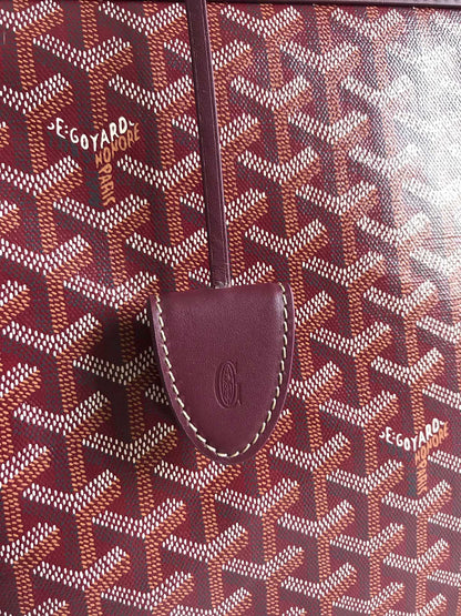 GOYARD BELLECHASSE BIAUDE PM BAG 36 IN WINE RED GOYARDINE CANVAS AND CALFSKIN TRIM
