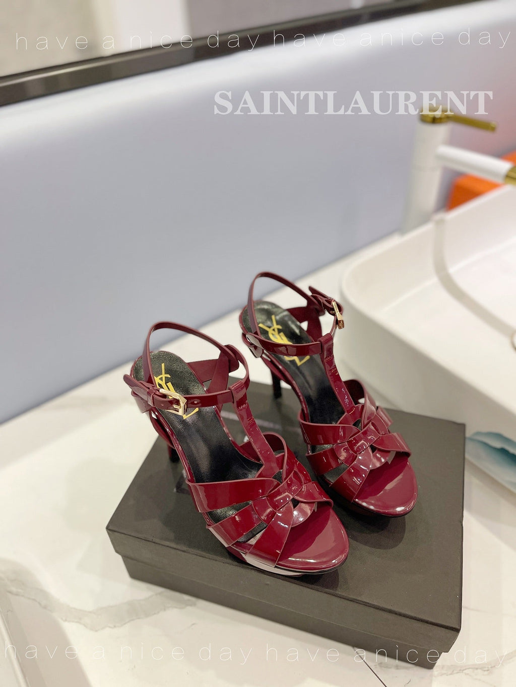 SL TRIBUTE POINED TOE SANDALS GLOSSY BERRY CALFSKIN