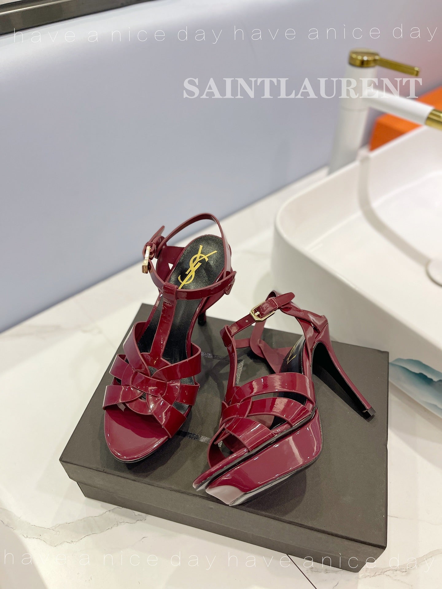 SL TRIBUTE POINED TOE SANDALS GLOSSY BERRY CALFSKIN