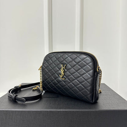 SAINT LAURENT GABY 19 ZIPPED POUCH IN QUILTED BLACK LAMBSKIN