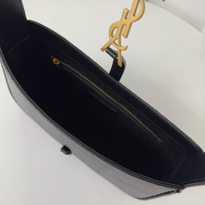 SAINT LAURENT LE 5 À 7 HANDBAG 24 IN SNAKE PATTERN BLACK CALFSKIN