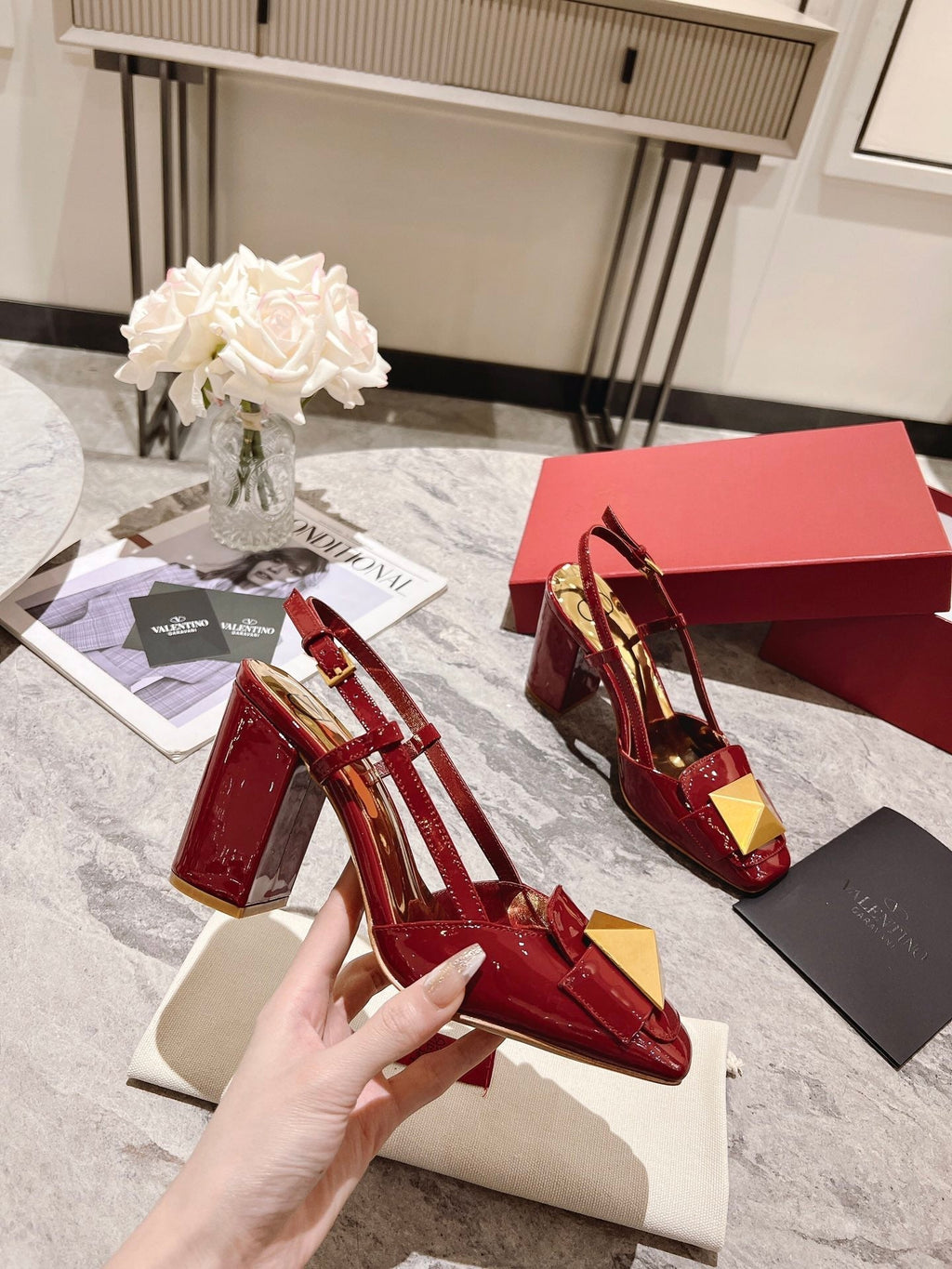 ONE STUD RUBY RED PATENT LEATHER LACE-UP HIGH HEELS 85 MM