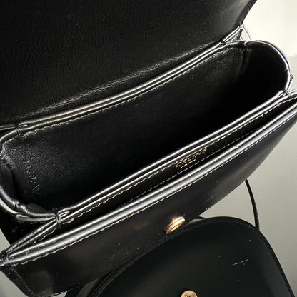 CELINE TRIOMPHE SHINY CALFSKIN HANDBAG 18 BLACK