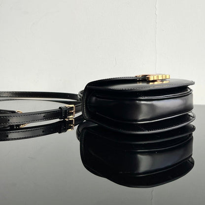CELINE TRIOMPHE SHINY CALFSKIN HANDBAG 18 BLACK