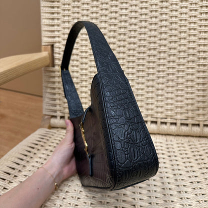 SAINT LAURENT LE 5 À 7 BAG 24 BLACK CALFSKIN HOBO