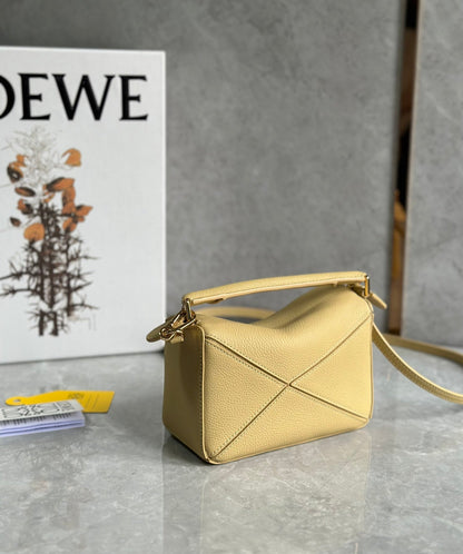 LOEWE LOE MINI 18 PUZZLE BAG IN YELLOW CREAM CALFSKIN