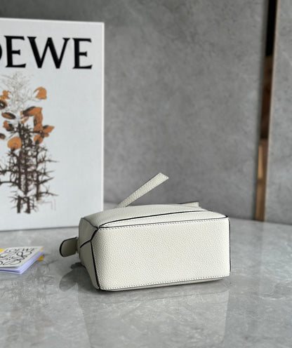 LOEWE LOE MINI 18 PUZZLE BAG IN WHITE CALFSKIN
