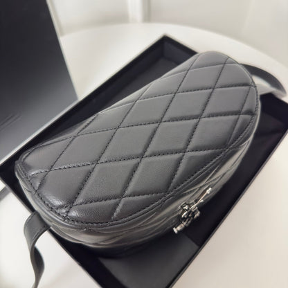 SAINT LAURENT JUNE 19 BLACK QUILTED LAMBSKIN WITH SILVER LOGO BOX BAG