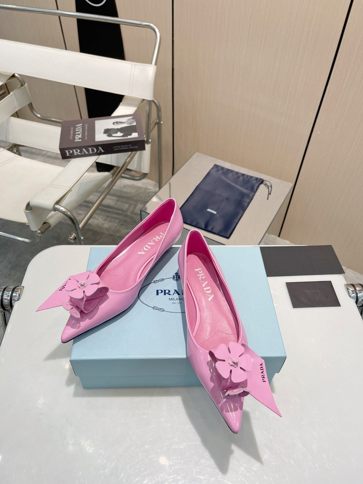 PRADA BALLET FLATS POINTED TOE IN PINK SHINY CALFSKIN ATTACHED FLOWERS