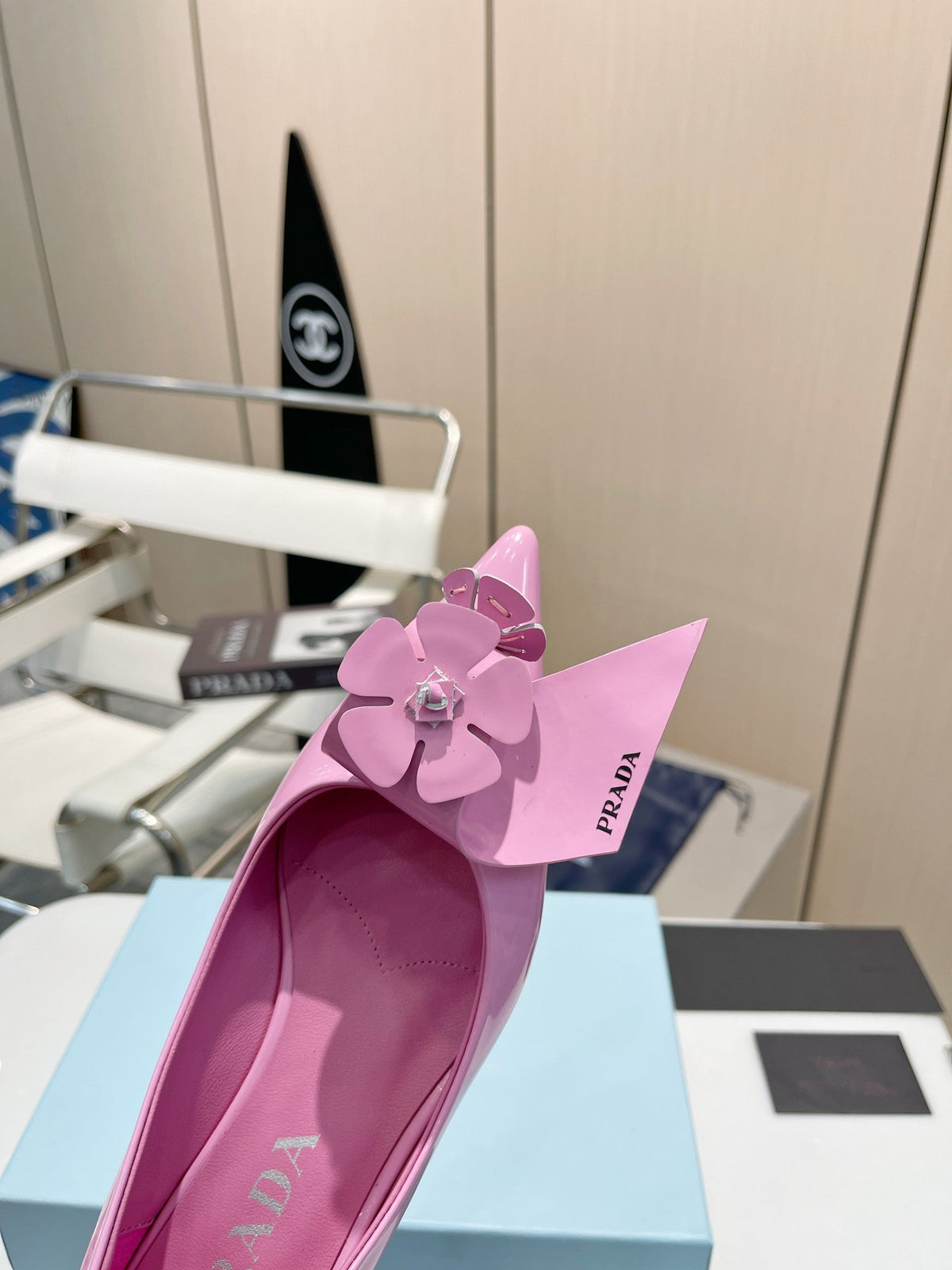 PRADA BALLET FLATS POINTED TOE IN PINK SHINY CALFSKIN ATTACHED FLOWERS