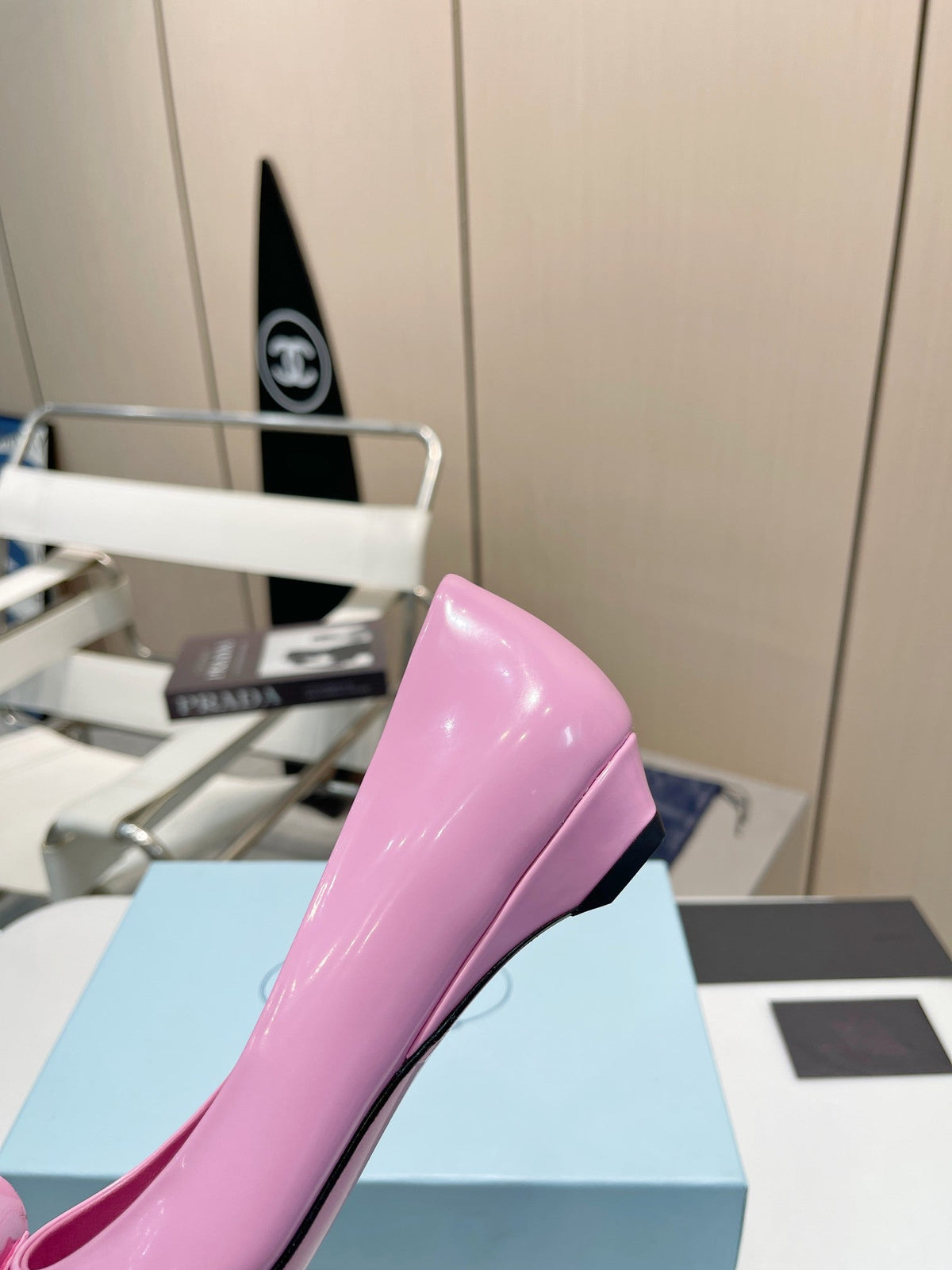 PRADA BALLET FLATS POINTED TOE IN PINK SHINY CALFSKIN ATTACHED FLOWERS
