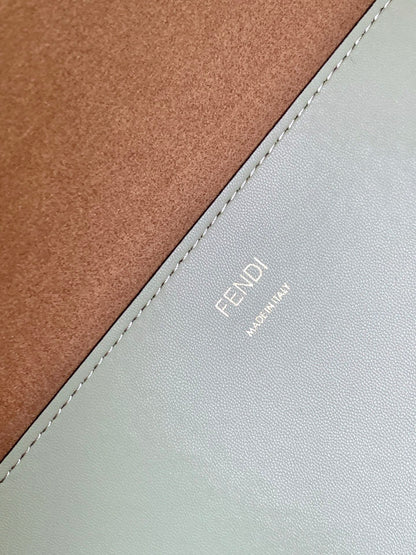 FENDI Fend Sunshine Medium Bag 35 Light Grey Leather
