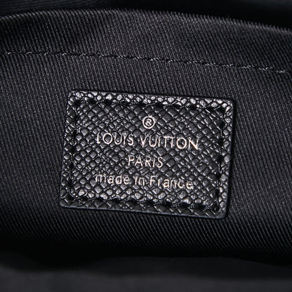 LOUIS VUITTON OUTDOOR MESSENGER 26 IN BLACK TAIGA LEATHER MIX MONOGRAM ECLIPSE CANVAS