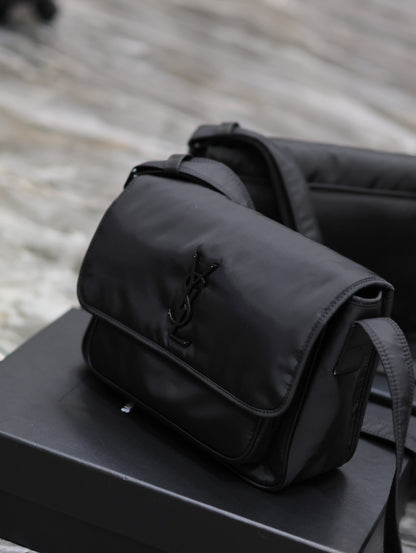 SAINT LAURENT NIKI MEDIUM 28 IN BLACK NYLON