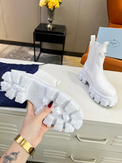 PRADA MONOLITH BRUSHED BOOTIES 55 WHITE CALFSKIN