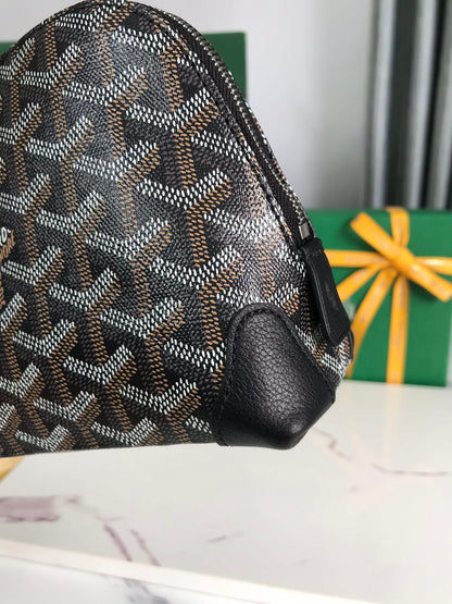 GOYARD VENDÔME COSMETIC POUCH 17 IN BLACK GOYARDINE CANVAS AND CALFSKIN TRIM