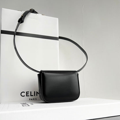 CELINE Triomphe 11 BLACK Shiny Calfskin Handbag