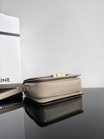CELINE TRIOMPHE TEEN 18 GREY COWHIDE