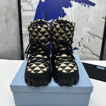 PRADA RE-NYLON GABARDINE APRÈS SKI BOOTIES BLACK AND BEIGE