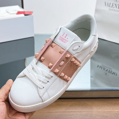 VALENTINO 25S GARAVANI ROCKSTUD UNTITLED STUDDED SNEAKERS IN WHITE MIX PINK LAMBSKIN