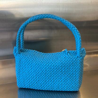 BOTTEGA VENETA TOSCA 27 BAG IN AZURE BLUE CALFSKIN
