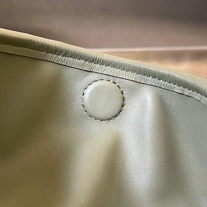 BOTTEGA VENETA LARGE HOP 54 IN SARDINE GREY LAMBSKIN