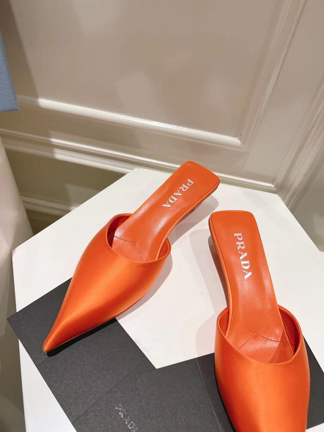 PRADA POINTED-TOE MULES BRIGHT ORANGE SATIN