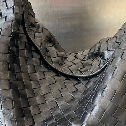 BOTTEGA VENETA LARGE HOP 54 IN BLACK LAMBSKIN