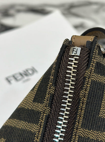 FENDI SHOULDER BAG 19 WITH FF MOTIF IN BROWN JACQUARD FABRIC