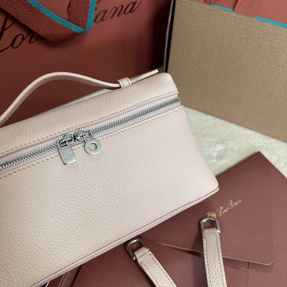 LORO PIANA EXTRA POCKET L19 IN BLUSH PINK GRAINED CALFSKIN WITH SILVER HARDWARE
