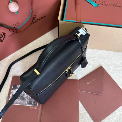 LORO PIANA EXTRA BAG L27 IN BLACK SMOOTH CALFSKIN WITH GOLD HARDWARE