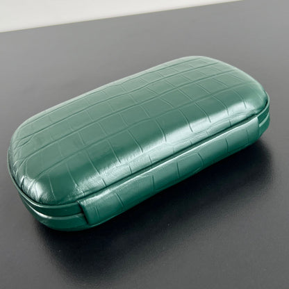 BOTTEGA VENETA KNOT 19 IN EDEN GREEN CROCODILE PATTERN CALFSKIN