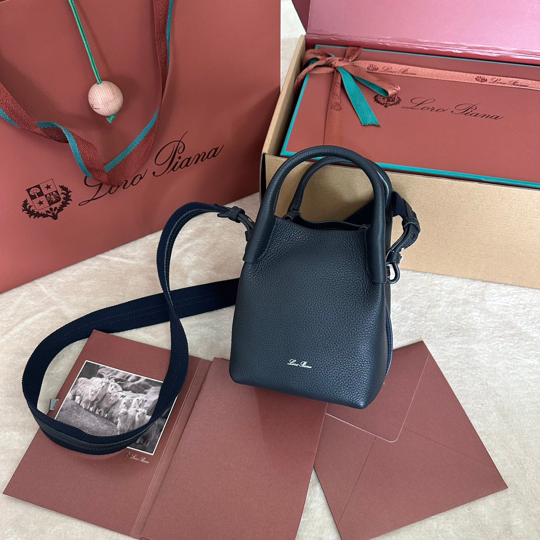 LORO PIANA MICRO BALE BAG IN BLACK CALFSKIN 226599