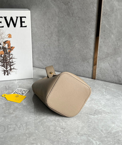 LOEWE LOE MINI 19 PEBBLE BUCKET IN CAMEL BROWN MELLOW CALFSKIN