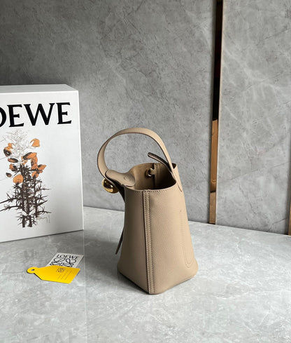 LOEWE LOE MINI 19 PEBBLE BUCKET IN CAMEL BROWN MELLOW CALFSKIN