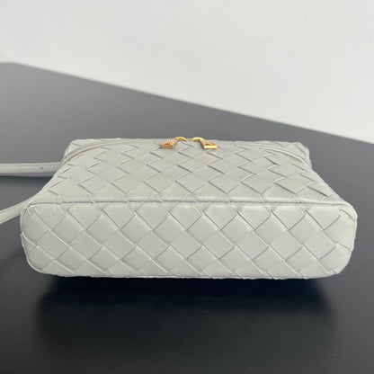 BOTTEGA VENETA BANG BANG 22 VANITY CASE IN GREY COIN CALFSKIN