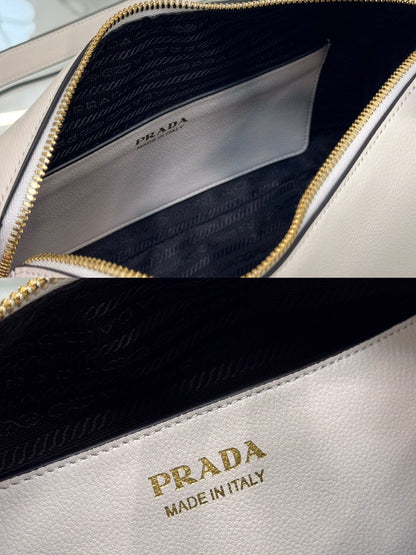PRADA RLING HANDBAG 25 IN WHITE SOFT GRAIN LAMBSKIN