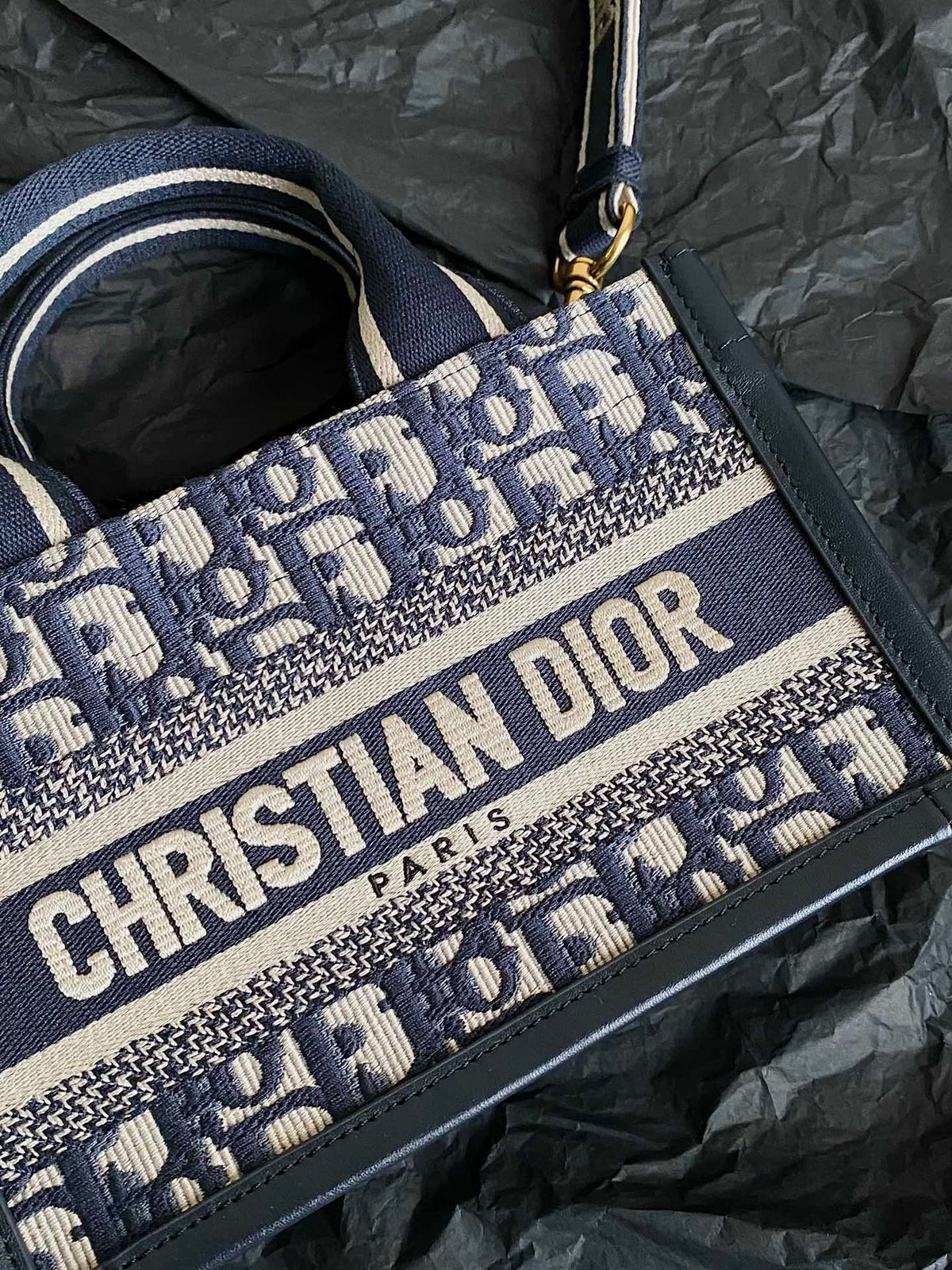DIOR MINI BOOK TOTE 21 BLUE OBLIQUE EMBROIDERY