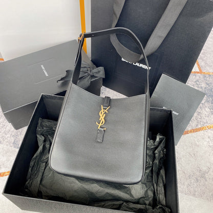 SAINT LAURENT LE 5 À 7 SMALL SUPPLE 23 IN GRAY LAMBSKIN GOLD BUCKLE