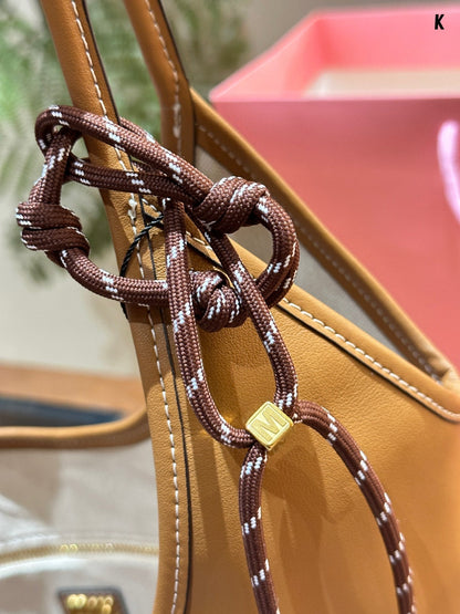 MIU MIU TOTE 30 BAG IN CARAMEL BROWN CALFSKIN