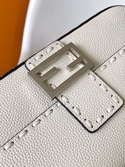 FENDI Fend Baguette 27 Bag White Calfskin Shw