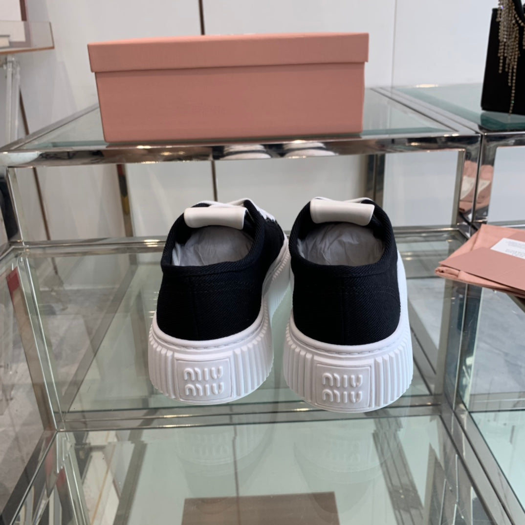 Sneakers High Sole Black And White Canvas