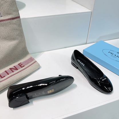 PRADA BASIC PATENT BALLET FLATS BLACK CALFSKIN