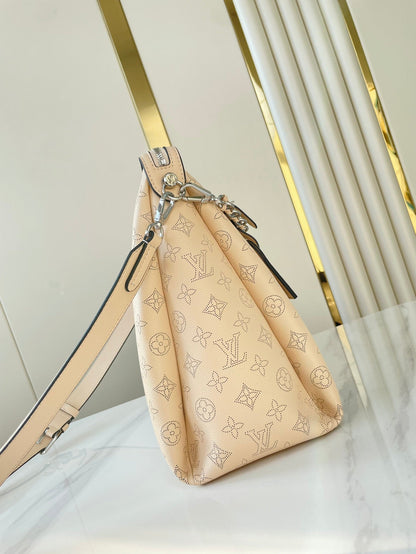 LOUIS VUITTON HAND IT ALL MM 32 IN CREAM MONOGRAM PERFORATE CALFSKIN SILVER HARDWARE