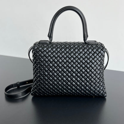 BOTTEGA VENETA PATTI SHOULDER BAG 26 IN BLACK LAMBSKIN