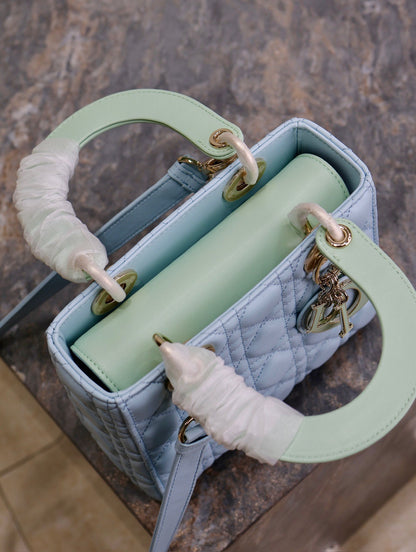 DIOR MEDIUM LADY BAG 20 IN BABY BLUE QUILTED MACROCANNAGE CALFSKIN GREEN STRAP