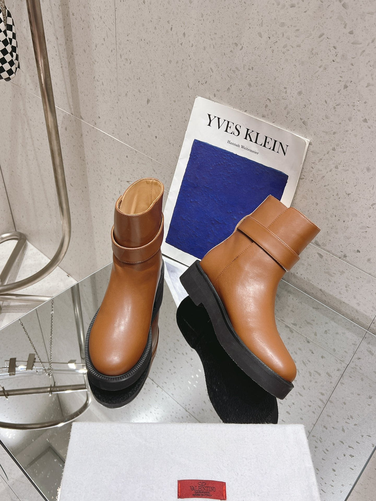 VLOGO LOCKER BRONZE BROWN CALFSKIN ANKLE BOOT 40MM