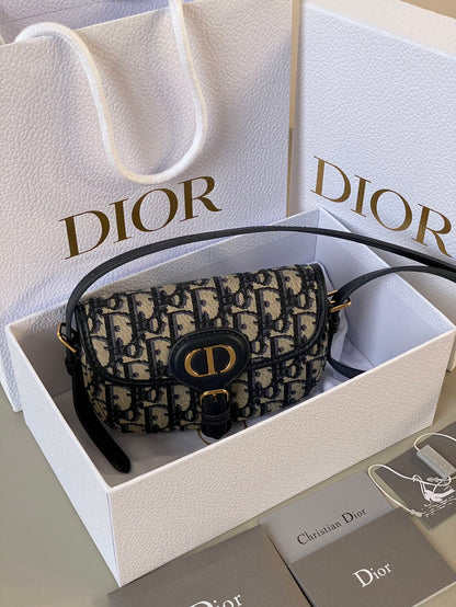 DIOR BOBBY EAST-WEST BAG 17 IN BLACK OBLIQUE JACQUARD